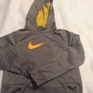 Nike hoodie XL Boys 2/$8